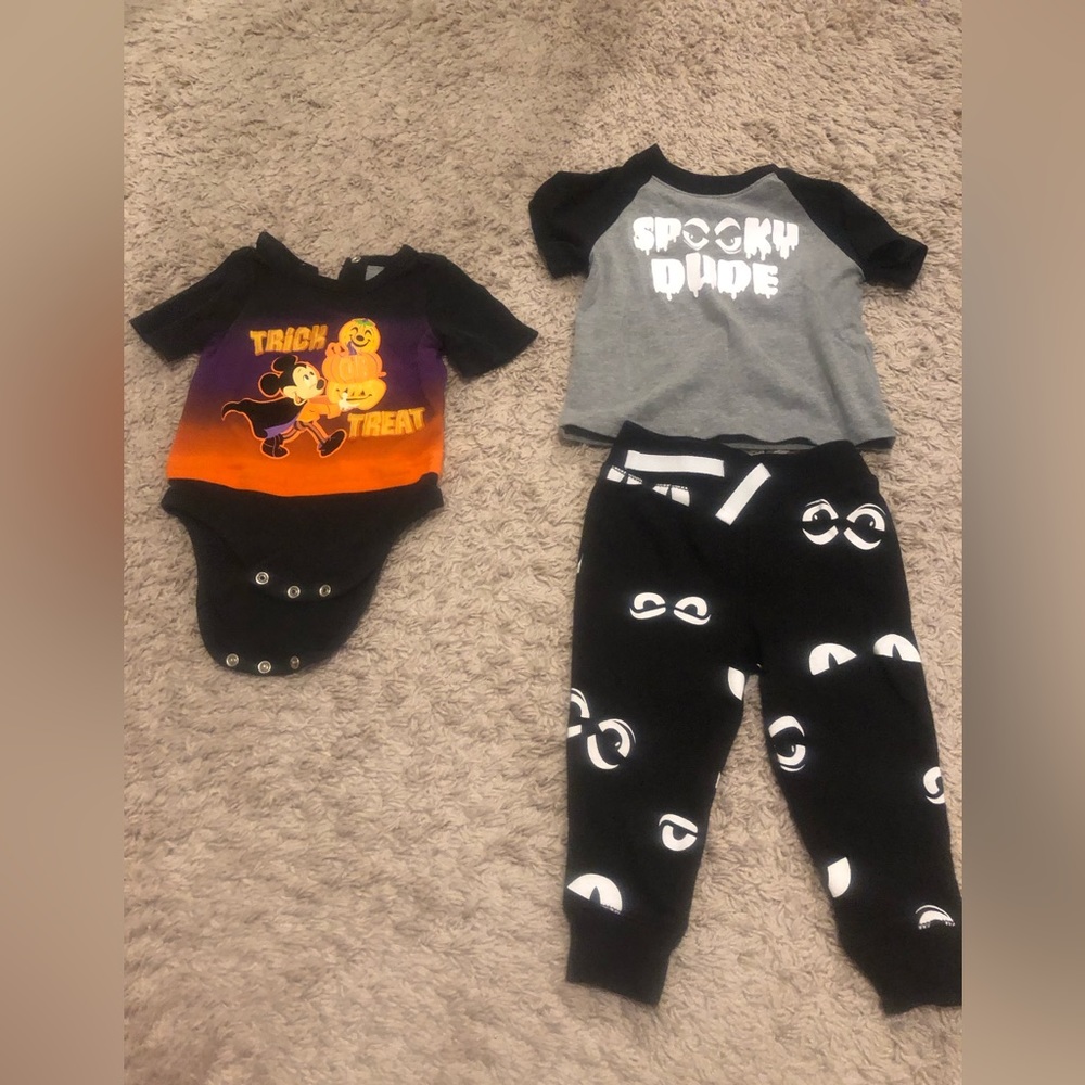 Halloween Mickey Mouse Onesie and Halloween matching set, size 12 months